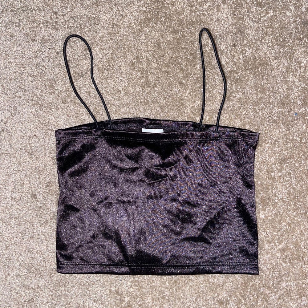 HM SATIN CROP